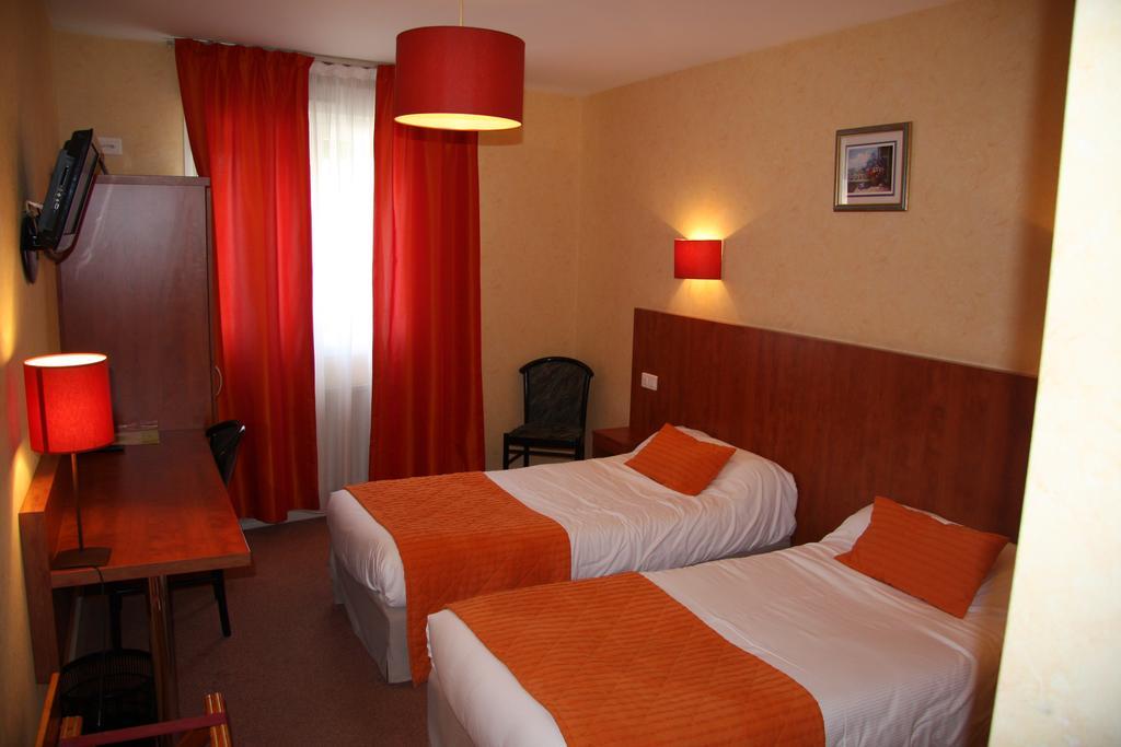 Logis Hotel Le Florina Sainte-Florine Exterior photo